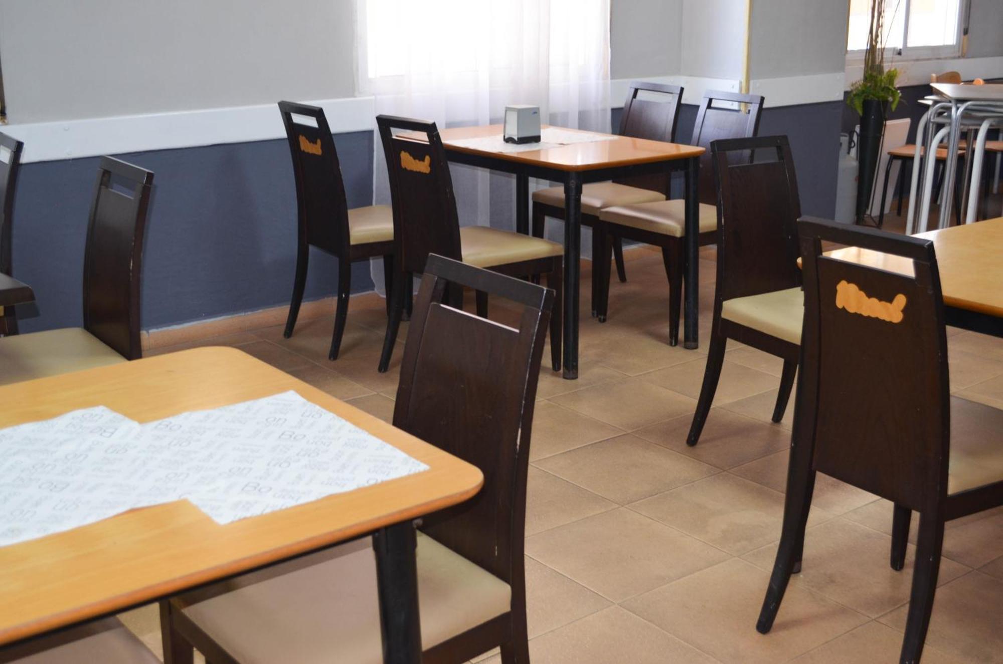 Hostal Gran Via Levante Torrevieja Eksteriør billede